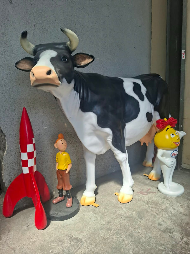 DESTOCKAGE - Sculpture Vache XXL en Résine 225 cm Naturel – Statues Design
